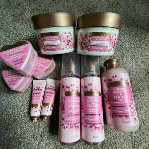 New Beloved vegan Cherry Blossom & Tea Rose Bath Set Bundle